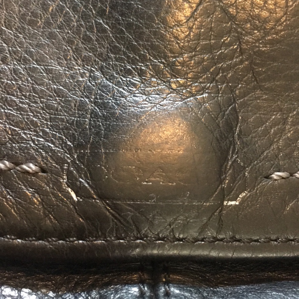 Authentic COACH leather wristlet & 2 dustbags - Picture 4 of 8
